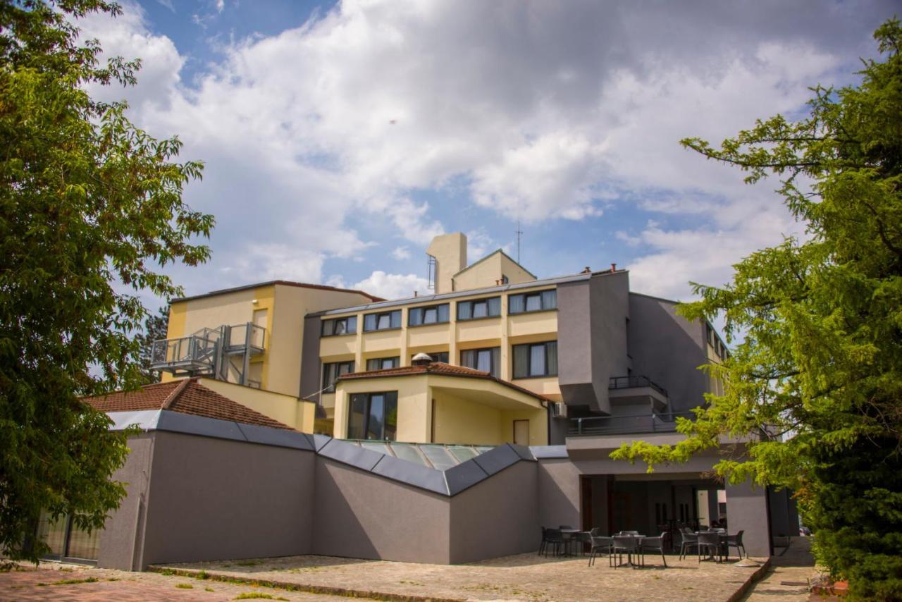 Hotel Prebold Exteriér fotografie