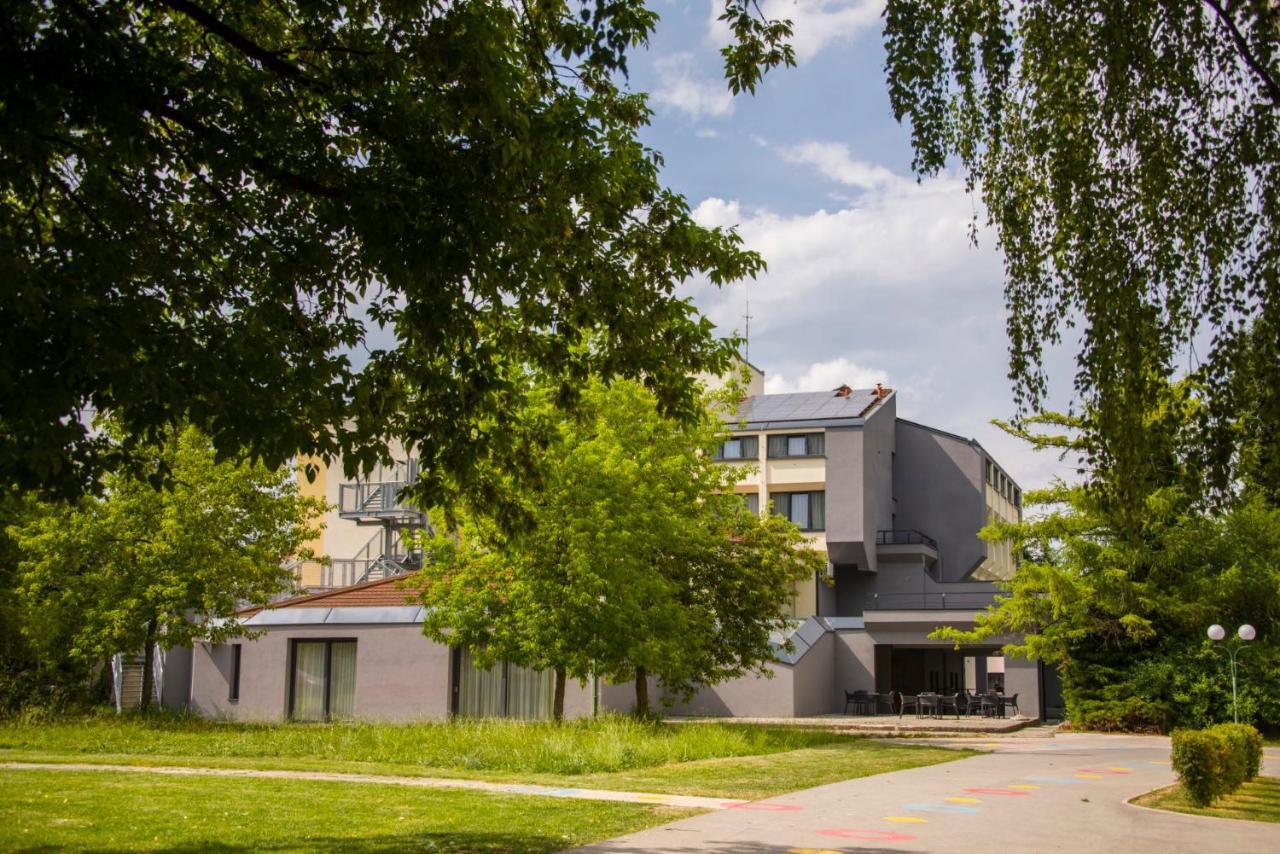 Hotel Prebold Exteriér fotografie
